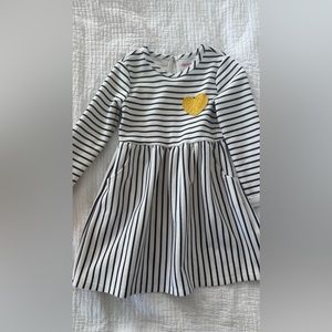 Cat & Jack 5T sweater dress, perfect condition, worn once. No tags